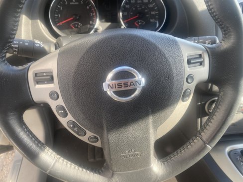Used 2012 Nissan Rogue SL image 18