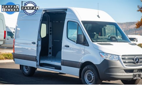 Used 2025 Mercedes-Benz Sprinter 2500 image 9