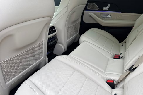 New 2026 Mercedes-Benz GLS 450 4MATIC image 14