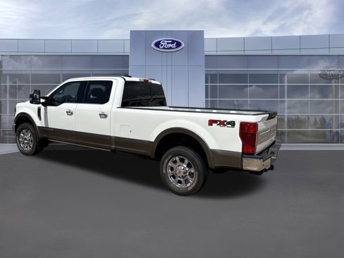Used 2022 Ford F350 King Ranch w/ King Ranch Ultimate Package image 3