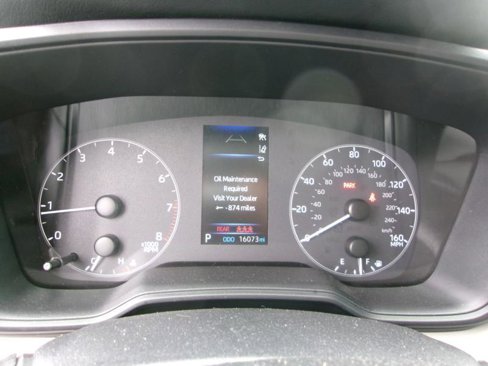 Used 2025 Toyota Corolla LE image 14