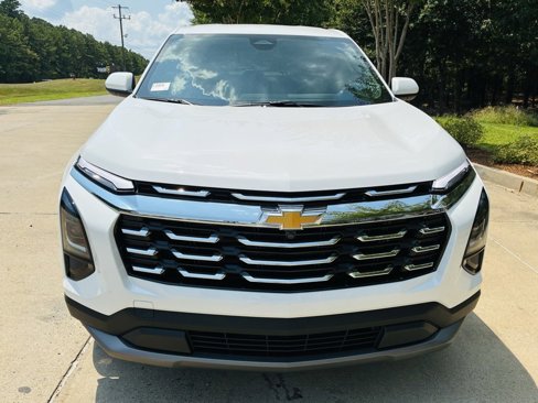 New 2026 Chevrolet Equinox LT w/ Convenience Package II image 2