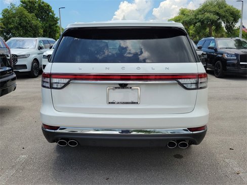 Certified 2023 Lincoln Aviator 2WD image 5