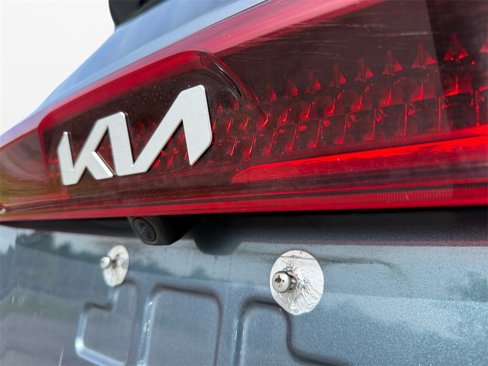 Used 2024 Kia Carnival SX image 17