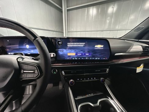 New 2026 Chevrolet Traverse RS w/ LPO, Floor Liner Package image 13