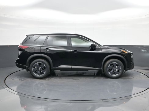 New 2026 Nissan Rogue SV image 8