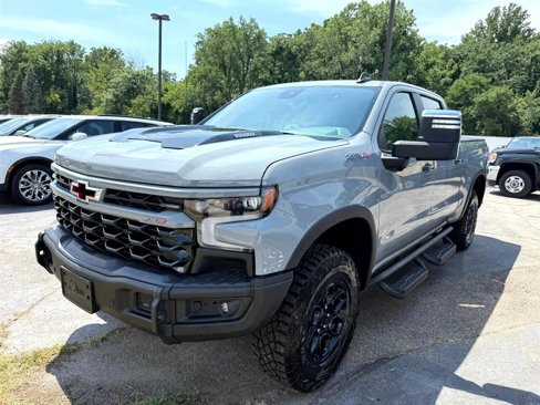 Used 2024 Chevrolet Silverado 1500 ZR2 w/ ZR2 Bison Edition image 3