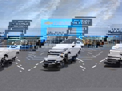 New 2025 Chevrolet Equinox EV LT image 8