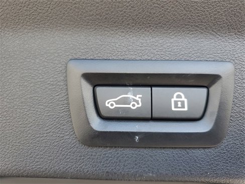 Used 2021 BMW X3 sDrive30i image 10