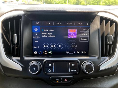 Used 2023 GMC Terrain SLT image 28