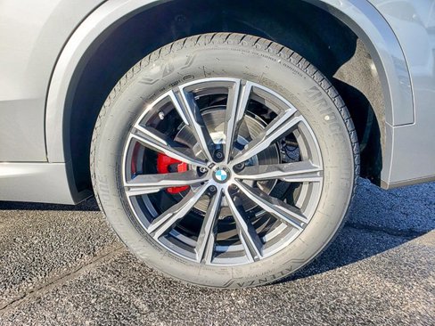 New 2026 BMW X5 xDrive40i w/ M Sport Package image 13