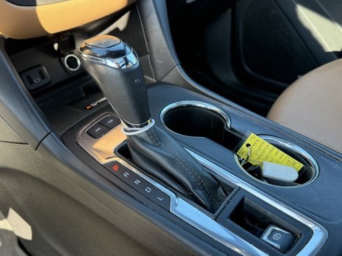 Used 2018 Chevrolet Equinox Premier image 22