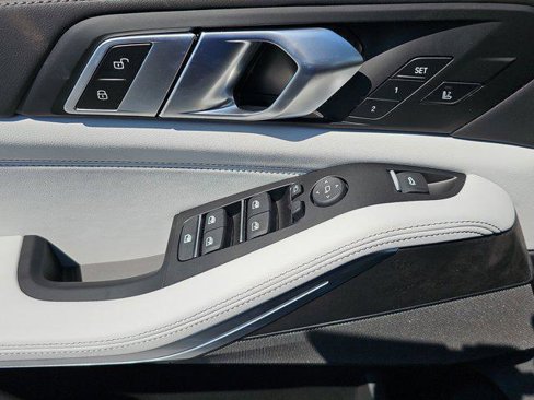 New 2026 BMW X5 sDrive40i image 30