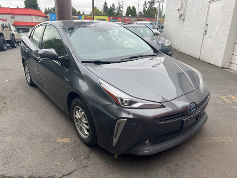 Used 2020 Toyota Prius LE image 4