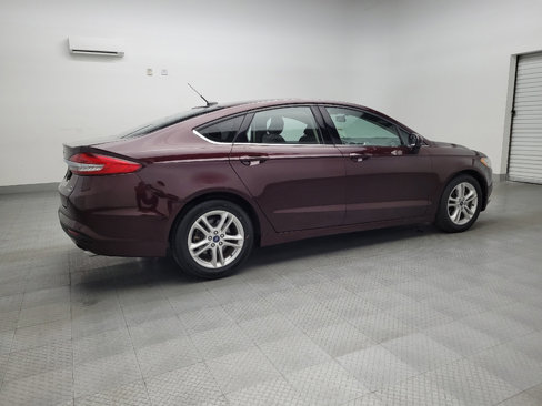 Used 2018 Ford Fusion SE w/ Fusion SE Technology Package image 10