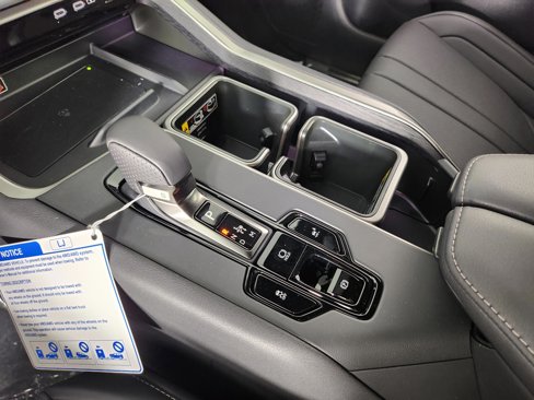 New 2026 Lexus TX 500h AWD image 17