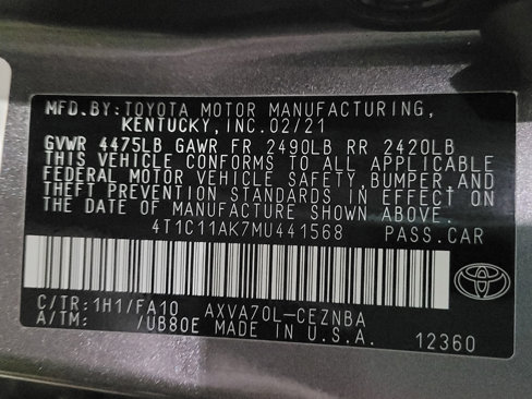 Used 2021 Toyota Camry LE image 33