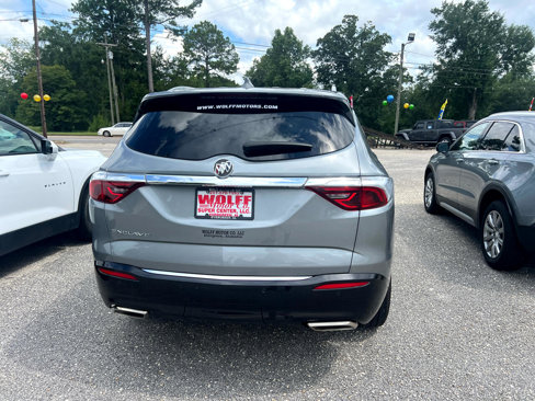 Used 2024 Buick Enclave Premium image 8