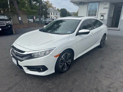 Used 2017 Honda Civic EX-T image 3