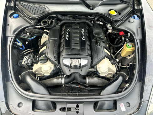Used 2010 Porsche Panamera Turbo image 35