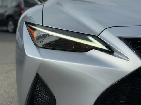 Used 2025 Lexus IS 300 image 13