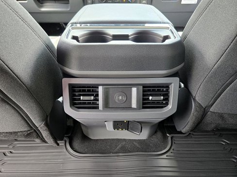 New 2025 Ford F250 XLT w/ FX4 Off-Road Package image 14