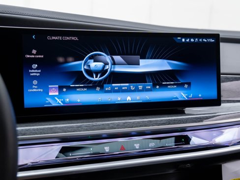 New 2025 BMW i7 eDrive50 w/ M Sport Package image 26