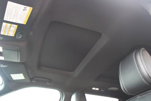 Used 2018 Ford Explorer Platinum image 32