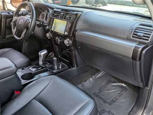 Used 2024 Toyota 4Runner TRD Off-Road Premium image 29