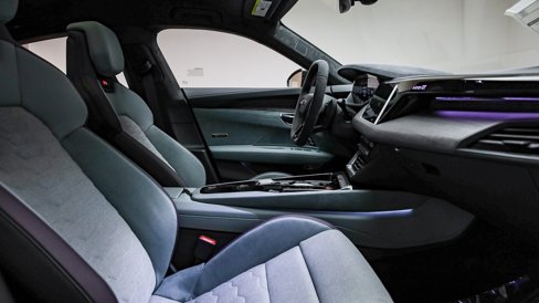 New 2025 Audi S e-tron GT Prestige image 26