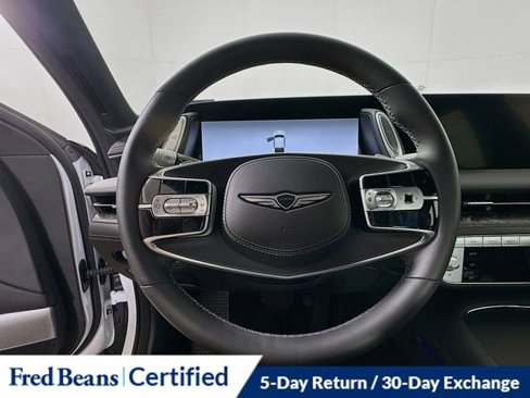Used 2025 Genesis G90 3.5T image 13