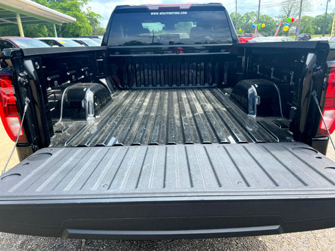 Used 2023 GMC Sierra 1500 Elevation w/ LPO, Elevation Black Package image 16
