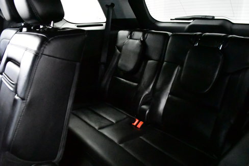 Used 2024 Ford Explorer Limited image 13