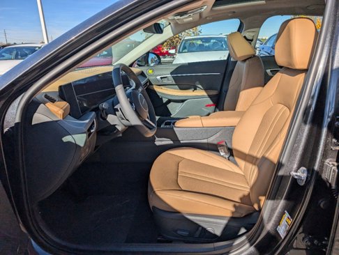 New 2025 Hyundai Sonata Limited image 6