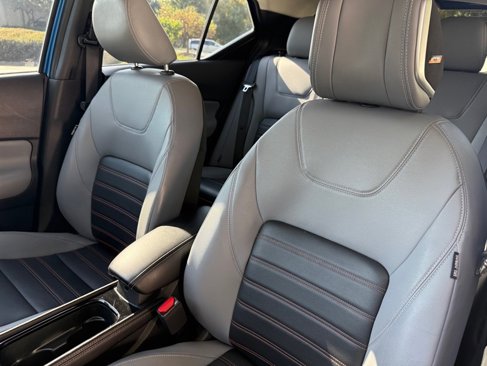 Used 2023 Nissan Kicks SR w/ SR Premium Package image 27