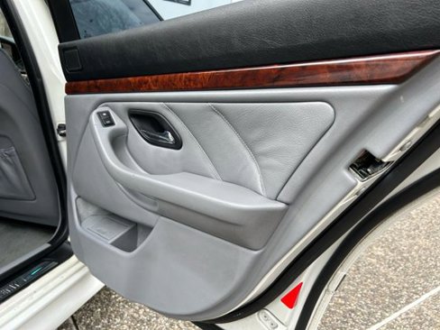 Used 1997 BMW 540i Sedan image 39