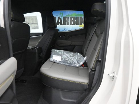 New 2026 Chevrolet Colorado ZR2 w/ Technology Package image 8