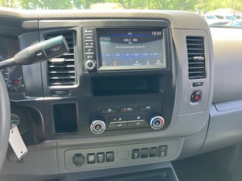 Used 2019 Nissan NV 2500 SV image 8