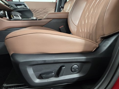 New 2025 Mitsubishi Outlander SEL image 29