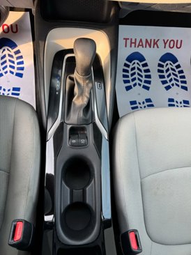 Used 2020 Toyota Corolla LE image 19