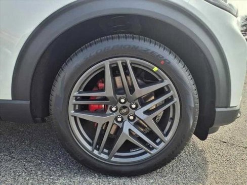 New 2025 Ford Explorer ST image 20