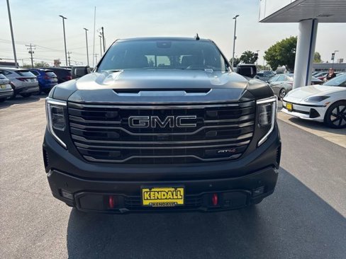 Used 2024 GMC Sierra 1500 AT4 w/ Technology Package image 4