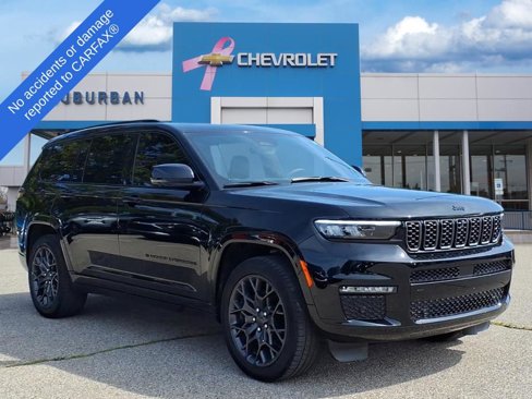 Used 2025 Jeep Grand Cherokee L Summit w/ High Altitude Package image 3