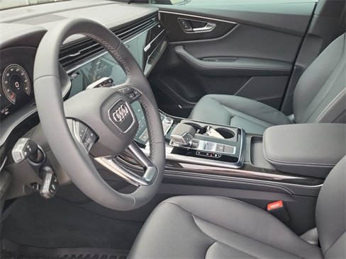 New 2025 Audi Q8 Premium Plus image 11