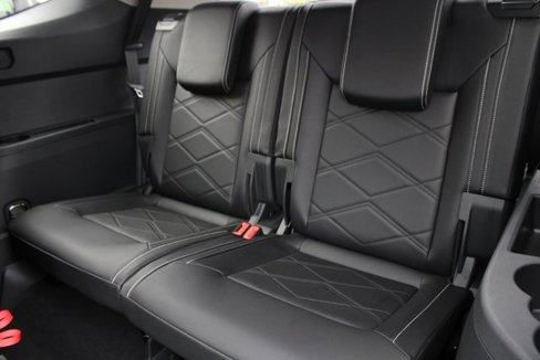 New 2026 Volkswagen Atlas SE image 10