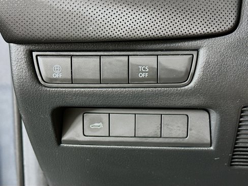 Used 2024 MAZDA CX-50 AWD 2.5 S w/ Preferred Package image 17
