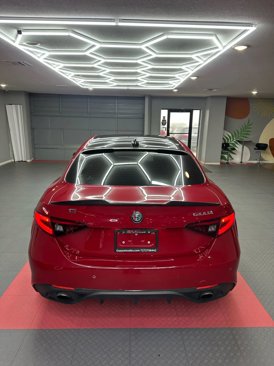Used 2018 Alfa Romeo Giulia Ti Sport w/ Quick Order Package 22U Sport image 8