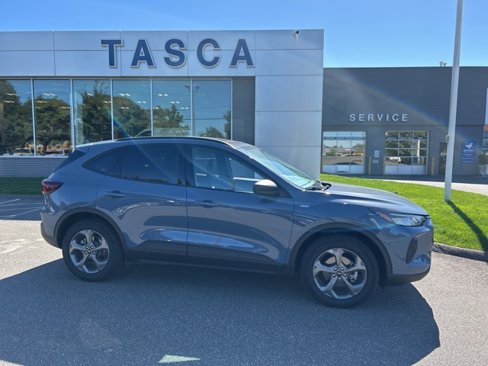 Used 2025 Ford Escape ST-Line w/ Tech Pack #1 image 8
