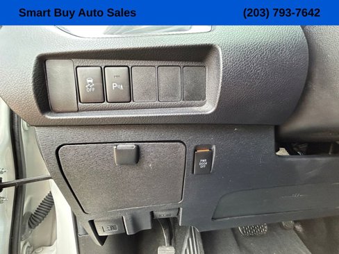 Used 2019 Toyota Sienna SE image 22
