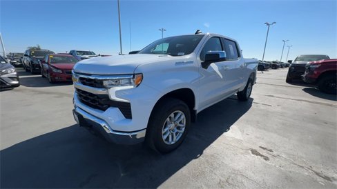 Used 2025 Chevrolet Silverado 1500 LT image 4